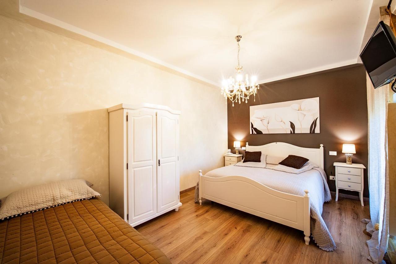 La Rocchetta Bed and Breakfast Valeggio sul Mincio Eksteriør billede